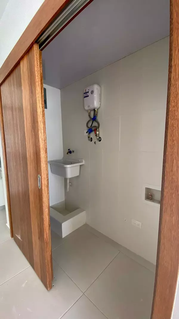 apartamentos - Se alquila apartamento en Evaristo Morales 10