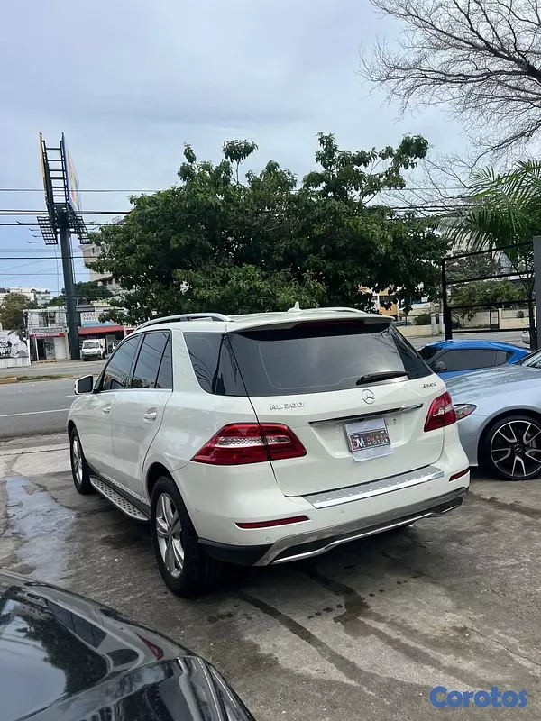 jeepetas y camionetas - Mercedes Benz ML-300 2013 8