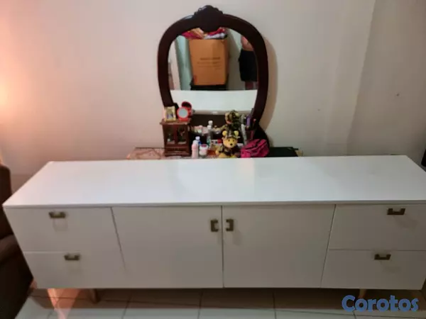 muebles y colchones - vendo credenza usada como nueva  2