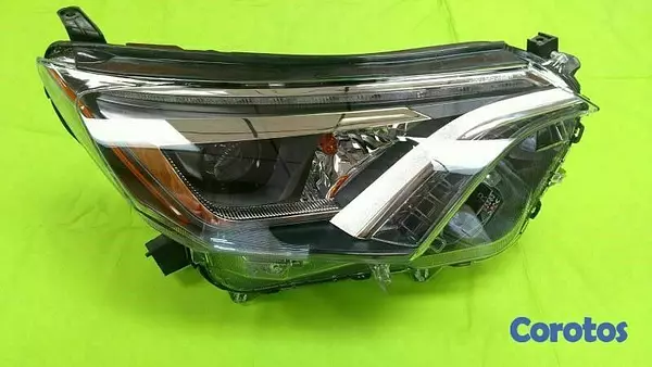 repuestos - 🚗 Vendo Pantalla LH para Toyota RAV4 2018  Usada,  1