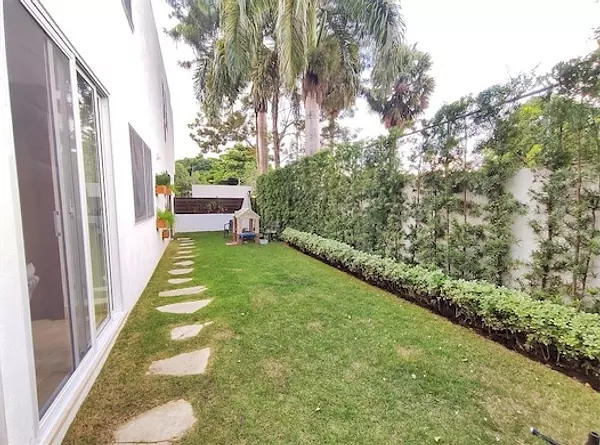 casas - Casa de venta en proyecto cerrado en Santiago  6