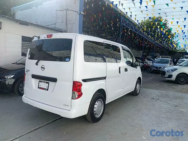 otros vehiculos - NISSAN NV200 VANETTE 4