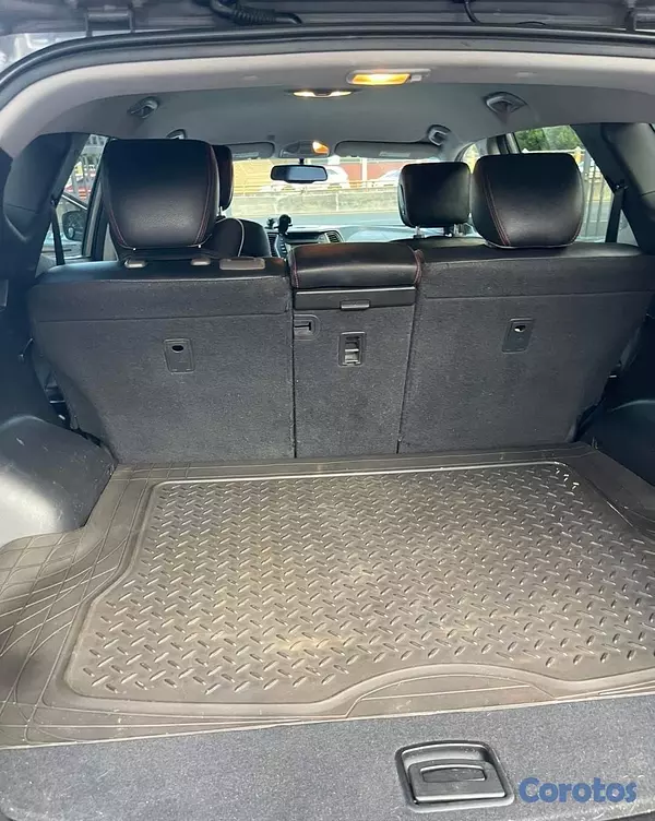 jeepetas y camionetas - HYUNDAI SANTA FE SPORT 2014 10