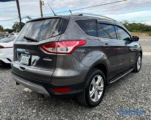 jeepetas y camionetas - Ford Escape SE 2013
 5