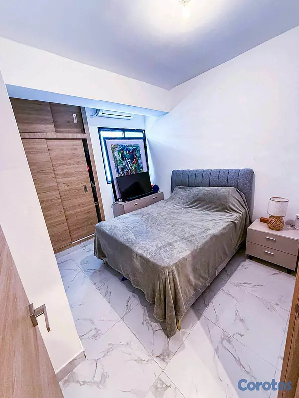 apartamentos - Venta de apartamento con terraza en El Millón 5