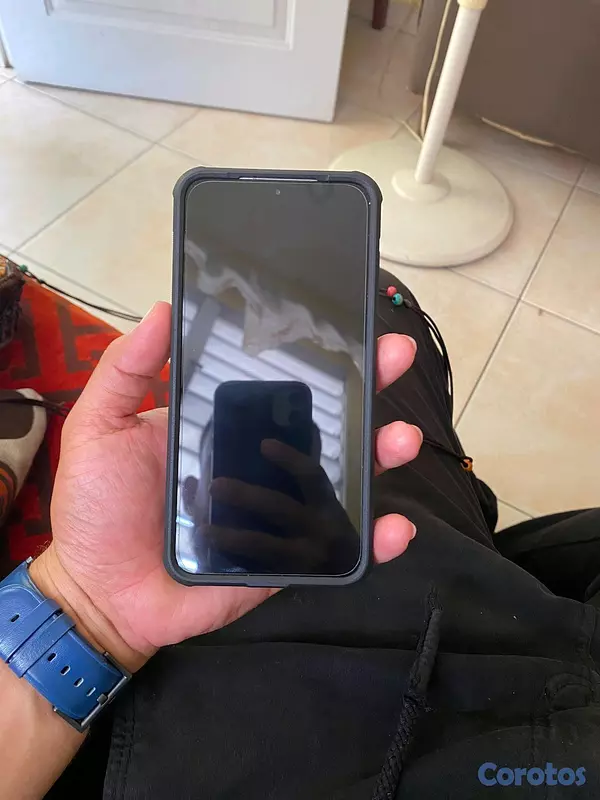 celulares y tabletas - Samsungs25plus nuevo 
se vende o secambia 
por el honormagic7pro doy diferencia  3