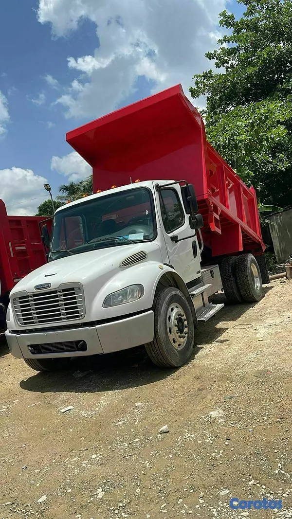 camiones y vehiculos pesados - Camión en Venta. 1