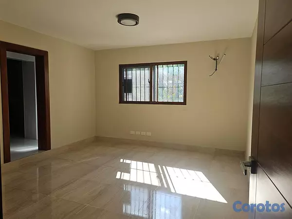 casas - Casa de 4 habitaciones 4 baños en alquiler en Ensa 10