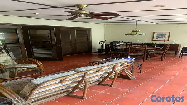 casas - Se vende casa para demoler o remodelar en el sector de Galá. 3