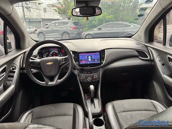 jeepetas y camionetas - Chevrolet trax LT 2018 Clean carfax  4