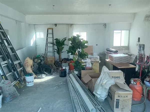 oficinas y locales comerciales - Local venta arroyo hondo 2