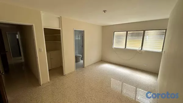 apartamentos - Alquiler Apartamento de 3 Habitaciones, Bella Vist 8