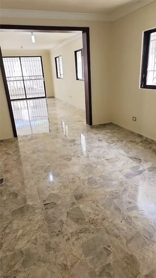 oficinas y locales comerciales - Propiedad en el mirador sur  3
