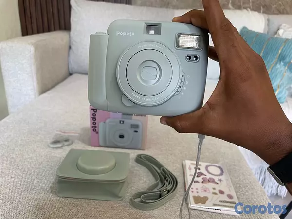 camaras y audio - Cámara instantánea grande nueva nueva de oportunidad en RD$4,200 sin rollo 6