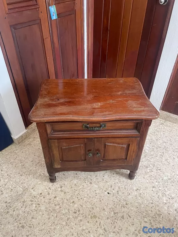 muebles y colchones - Mesa auxiliar de caoba  2