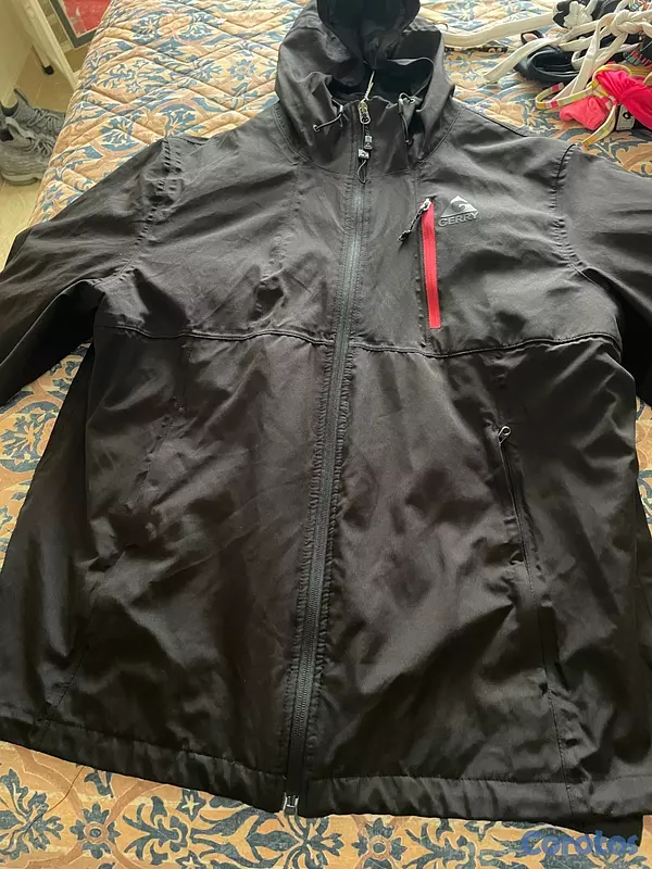 ropa para hombre - Abrigo de hombre con capucha 2
