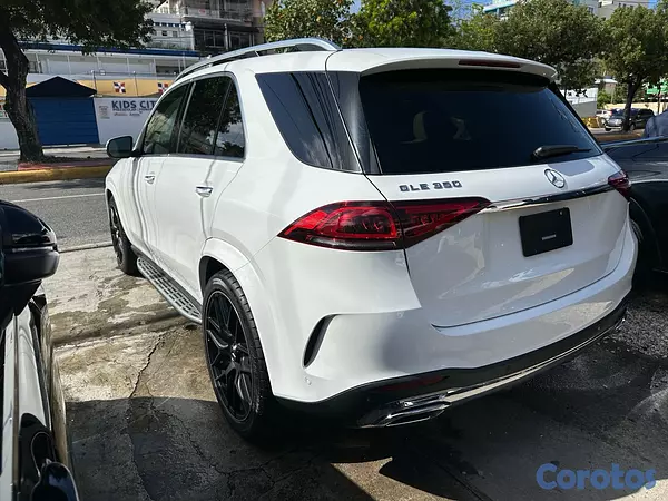 jeepetas y camionetas - Mercedes Benz GLE 350 año 2022  5