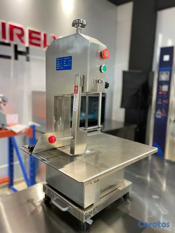 equipos profesionales - Sierra sin fin de mesa de acero inoxidable cortado 2