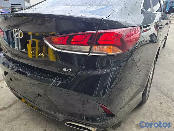 carros - HYUNDAI SONATA NEW RISE 2018 NEGRO GASOLINA 13