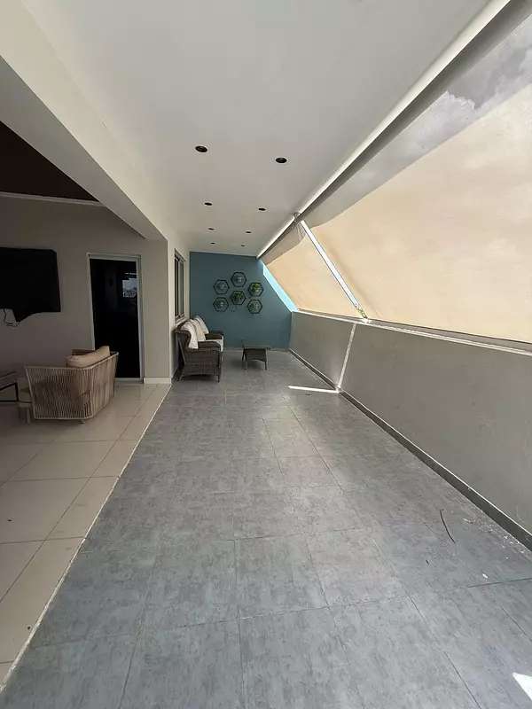 apartamentos - Apartamento en el millón en Venta 3