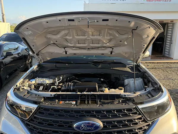 jeepetas y camionetas - Ford Explorer xlt 2020 6