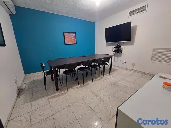 otros inmuebles - Venta de local tipo nave comercial en ensanche quisquella Distrito nacional  7