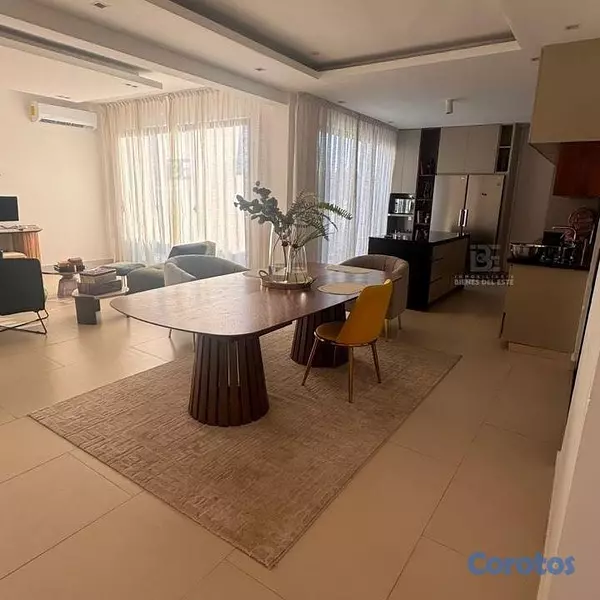 casas - Se Vende Nueva y Moderna Casa con Piscina ubicada  5