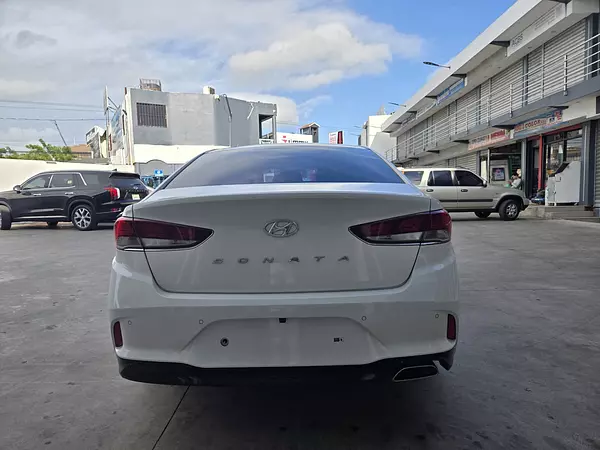 carros - HYUNDAI SONATA NEW RISE 2019 BLANCO 5
