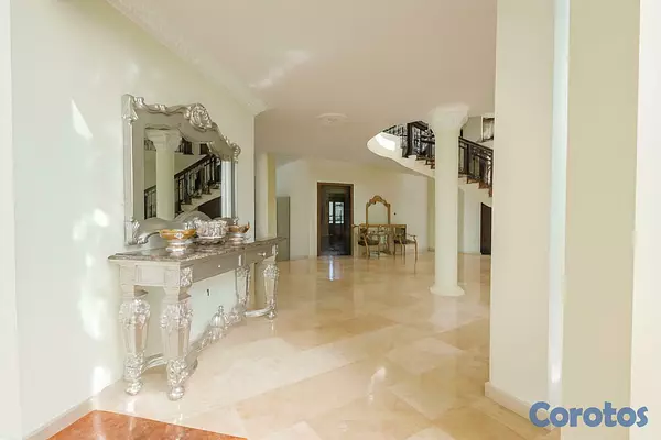 casas - Imponente Mansión de Lujo en Arroyo Hondo Viejo 6