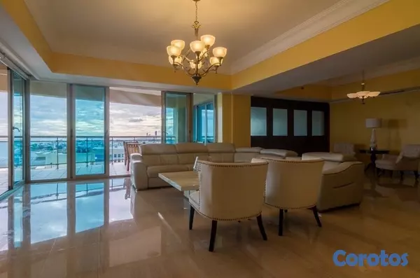 apartamentos - Se vende apartamento de lujo  Malecon center con vista al mar Distrito Nacional 8