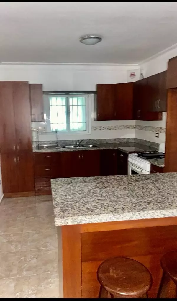 apartamentos - 🏠Apto para alquiler sector Gazcue.
✅2do Piso con ascensor/ torre con seguridad  6