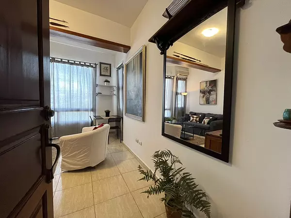 apartamentos - 👩🏻‍💻 ALQUILO⏰

AMUEBLADO. 1 H
El Vergel
1 Hab
1 baño
$US 750
Mant incl 4