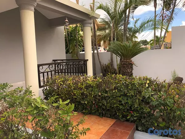 casas - Se vende Amplia Casa En Santiago  16