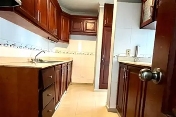 apartamentos - Apartamento en Alquiler en Evaristo Morales 3