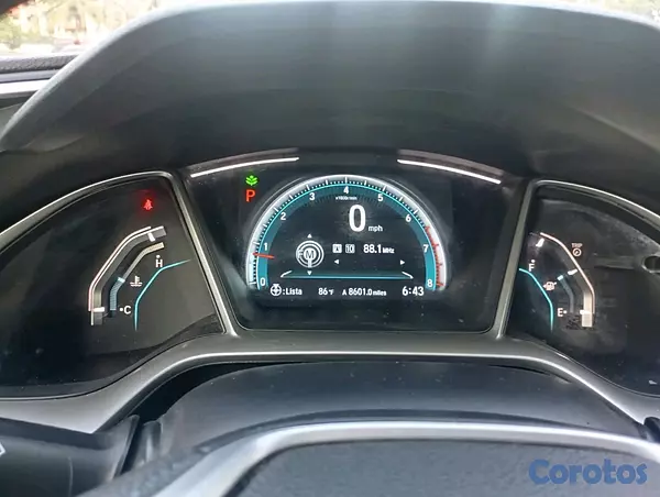 carros - condiciones  de nuevo, un solo dueño en el  país todos los documentos en orden.. 6