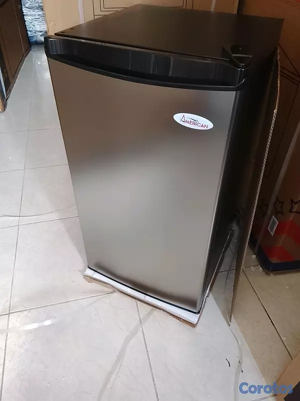 electrodomesticos - Nevera ejecutiva American 3.2 pc.color silver. 3