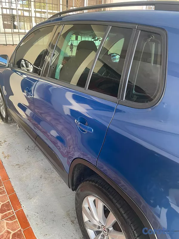 jeepetas y camionetas - Volkswagen Tiguan 2013 • 81,000K km • Excelentes Condiciones  9
