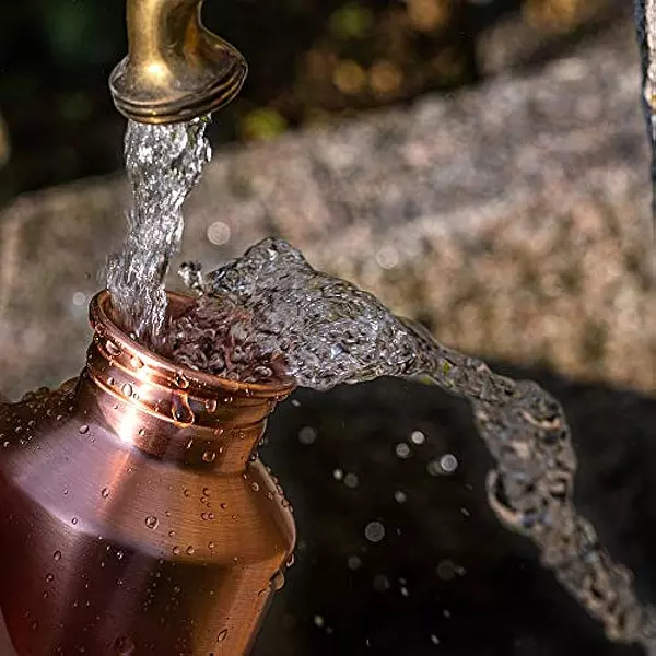 Salud y Equipamiento Médico - Botella De Agua De Cobre Kosdeg De 34 Oz, Diseño Moderno Y 3