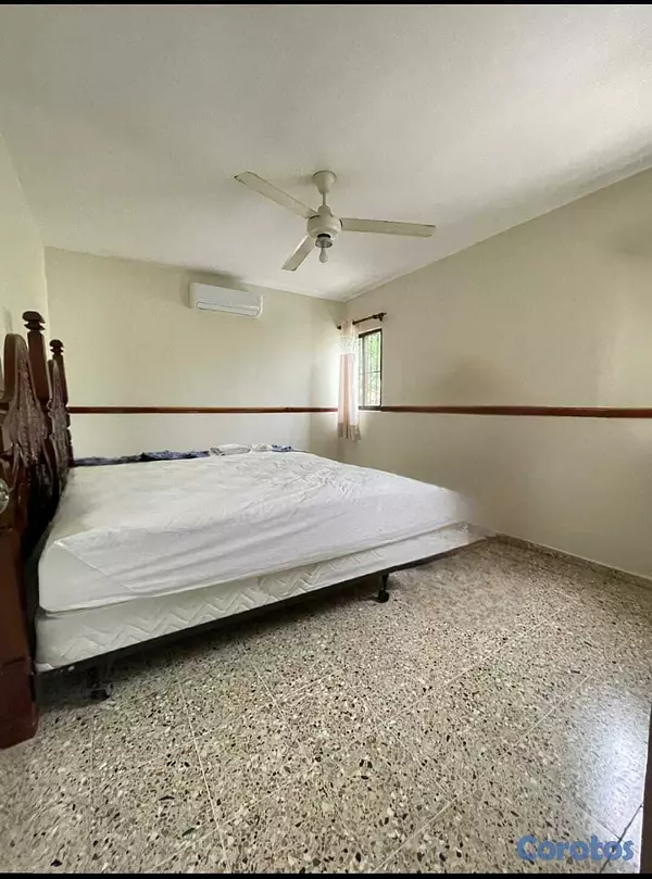 apartamentos - Venta de casa- Avenida Independencia  3