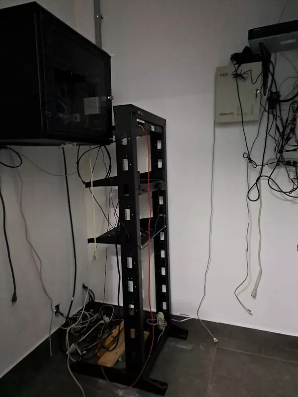 oficinas y locales comerciales - Alquilo oficina  edifcorporativo arroyo hondo viej 3