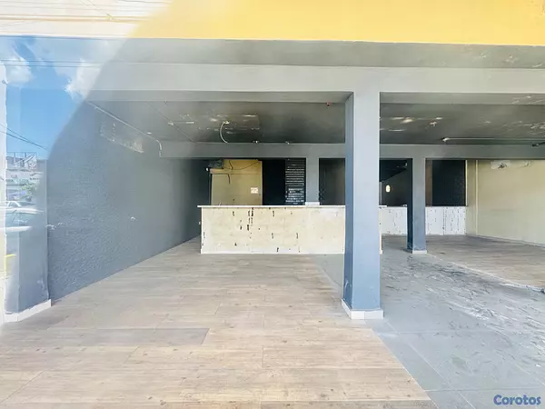 oficinas y locales comerciales - LOCAL COMERCIAL ENSANCHE OZAMA  5