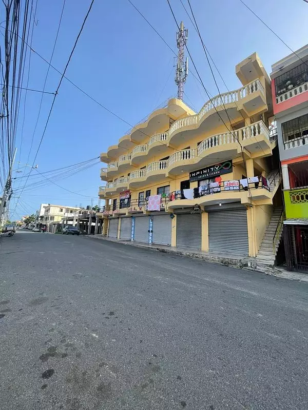 oficinas y locales comerciales - Edificio comercial Y residencial en venta 10