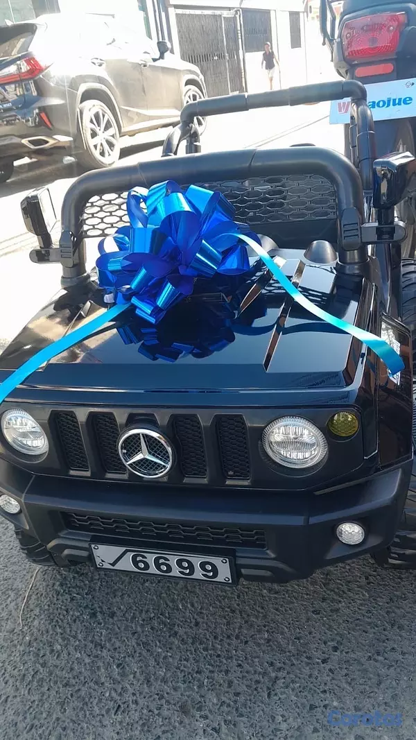 juguetes - Jeep mercedes recargable solo lo uso como 3 veces excelente condición  2