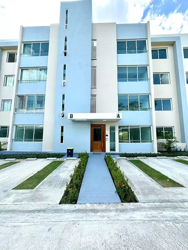 apartamentos - Apartamento con Patio en el Dorado II 1