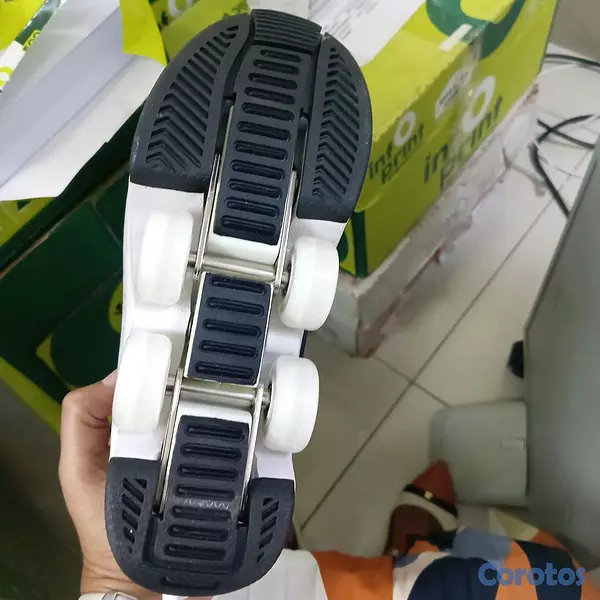 bicicletas y accesorios - Tennis con ruedas tipo patines 2