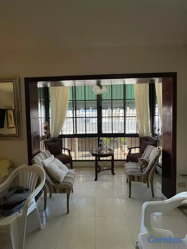 apartamentos - Vendo Excelente Apartamento de Dos Niveles en Arro 11