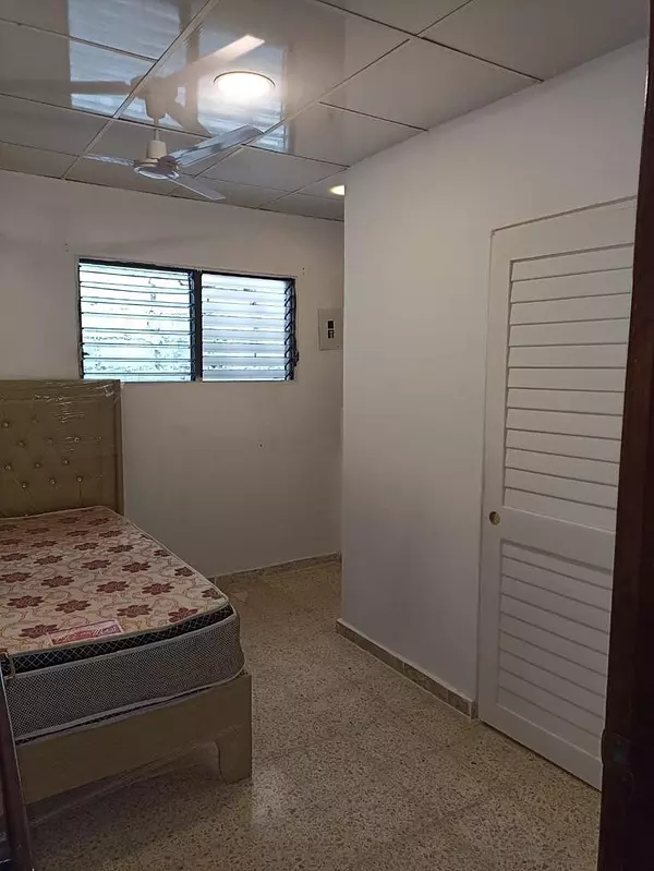 apartamentos - Alquiler Apartamento Estudio, Avenida Delgado, Gazcue, Santo Domingo 3