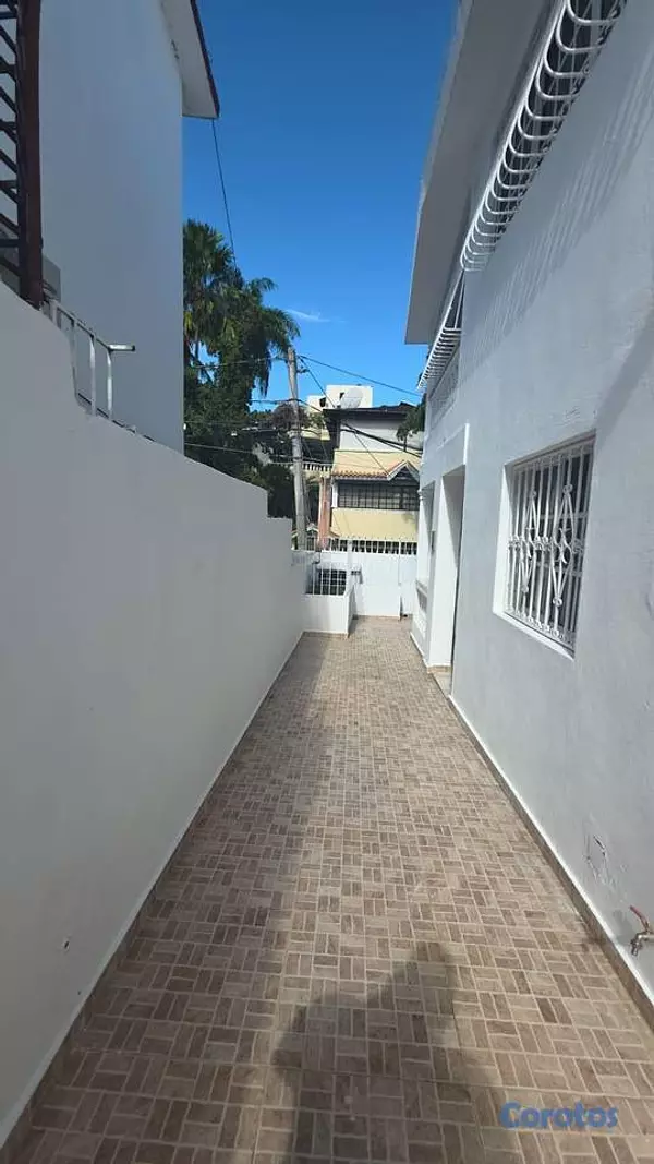 casas - Casa de 4 habitaciones 3 baños en venta en Colina  5