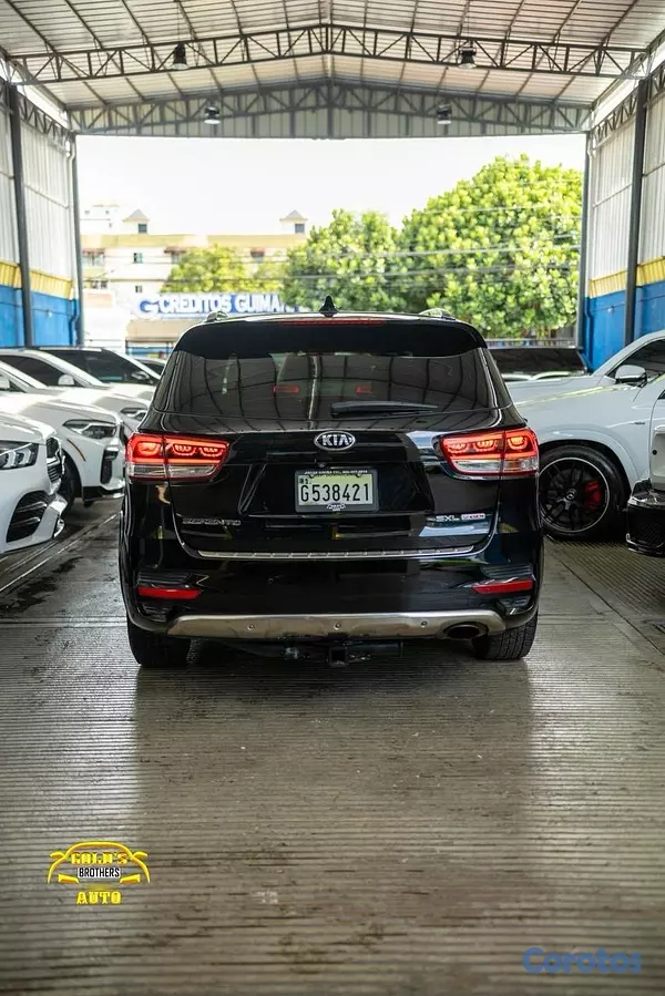 jeepetas y camionetas - Kia Sorento SXL 2016 Clean Carfax 5