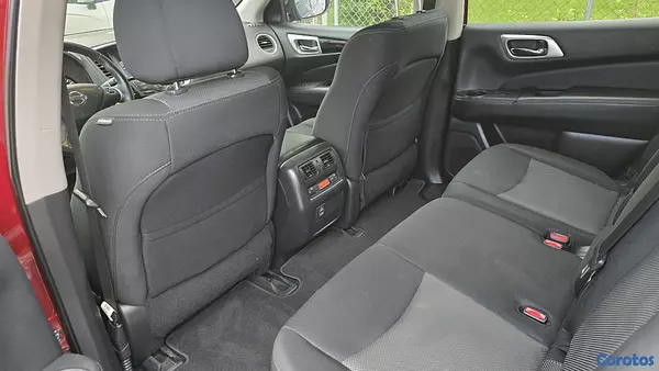jeepetas y camionetas - NISSAN PATHFINDER SV 4x4 3 filas 2018 Clean 4